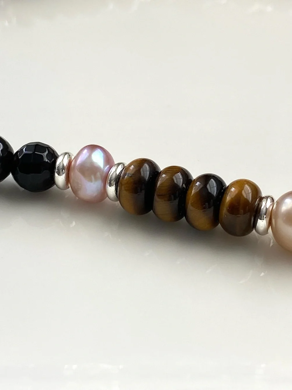 GP58-Handmade Agate, Tiger’s Eye, Onyx And Freshwater Pearl Necklace - Picture 7 of 15